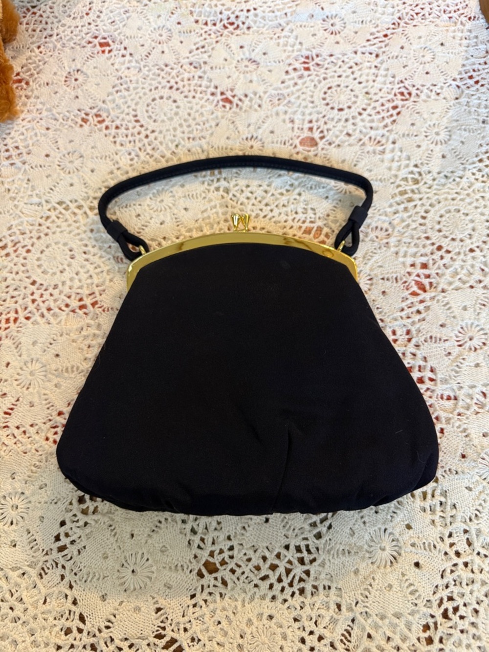 Vintage Julius Resnick Kiss Top Evening Bag